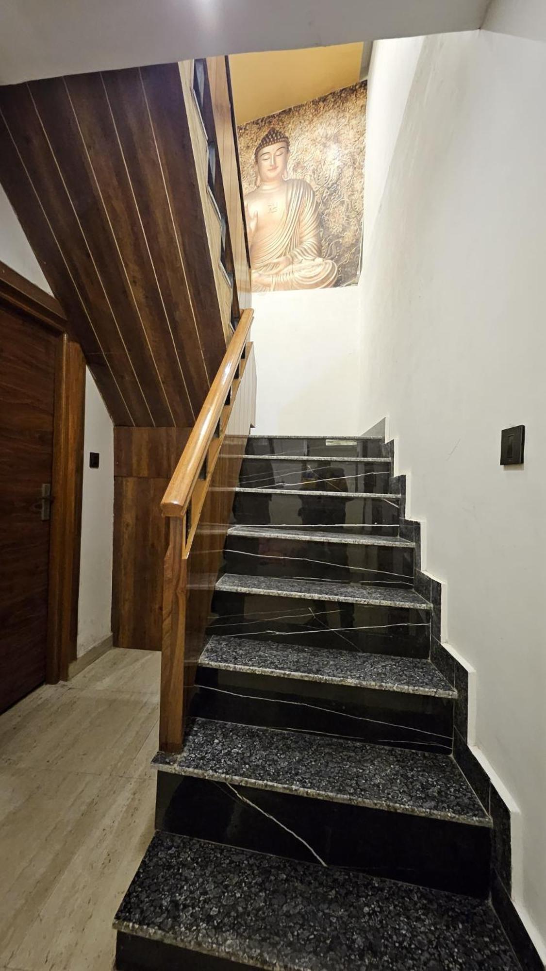 Mountain Zest- Simla Royale Near Mall Road Free Pickup From Railway Station Simla Buitenkant foto