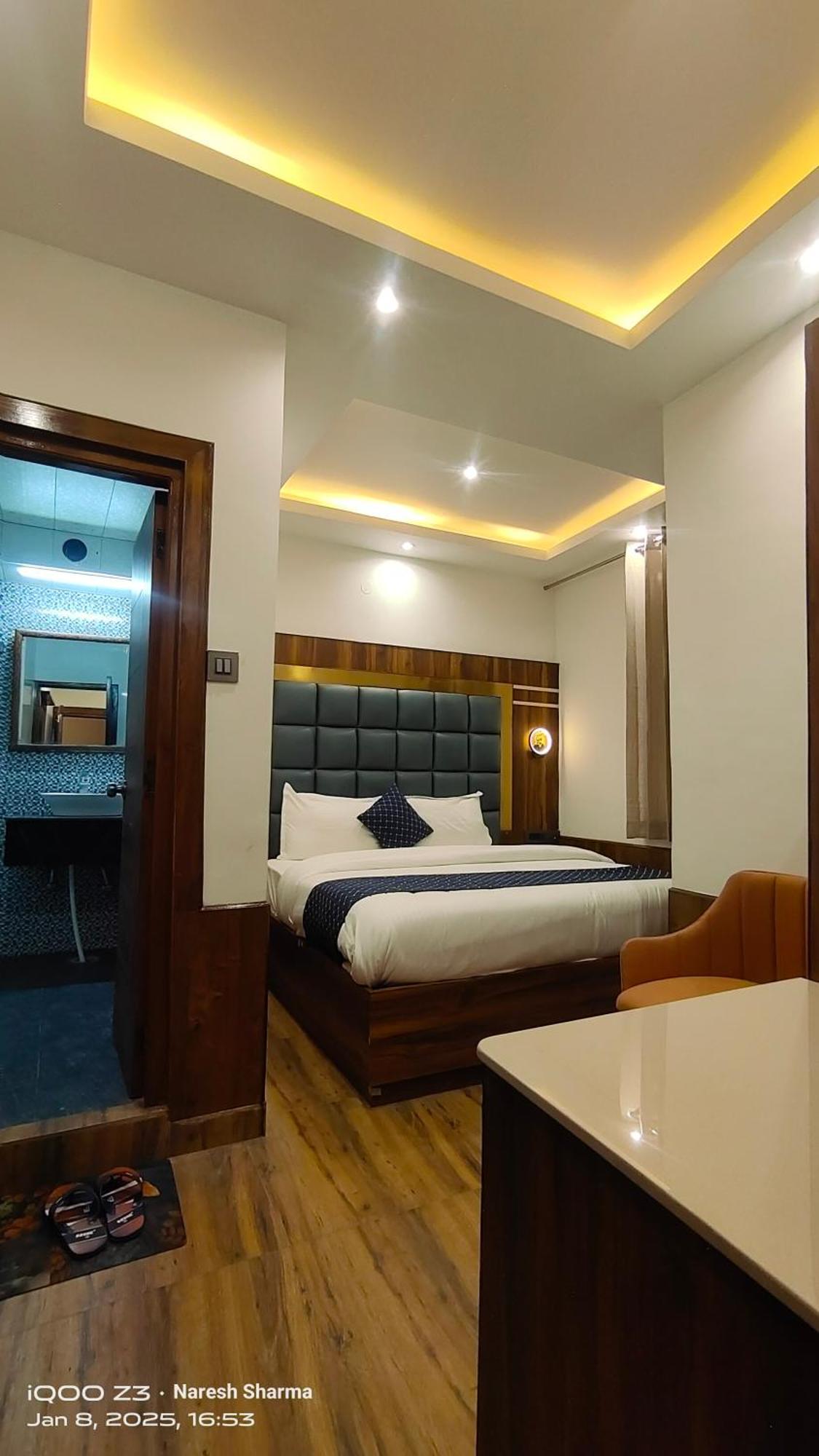 Mountain Zest- Simla Royale Near Mall Road Free Pickup From Railway Station Simla Buitenkant foto