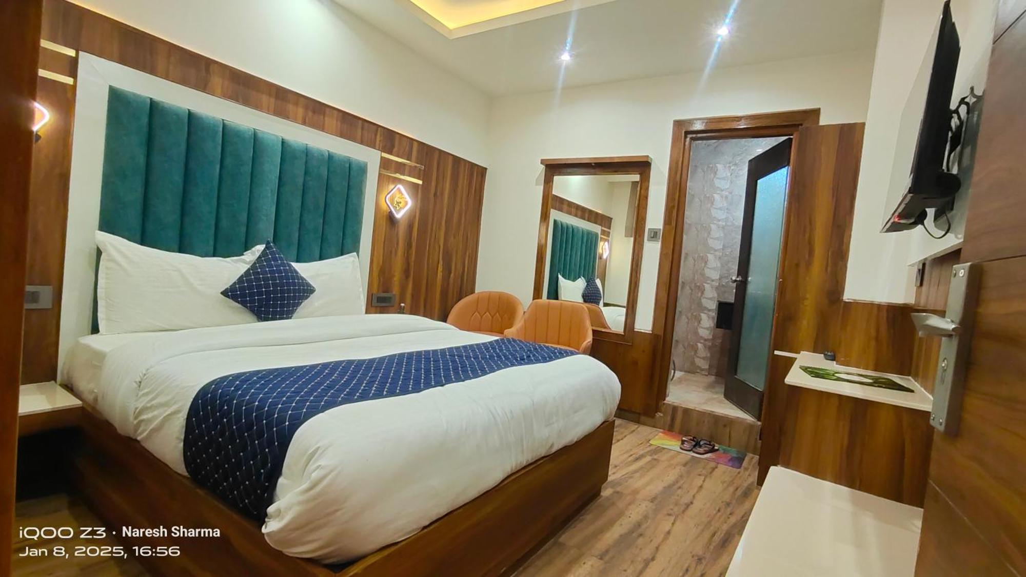Mountain Zest- Simla Royale Near Mall Road Free Pickup From Railway Station Simla Buitenkant foto